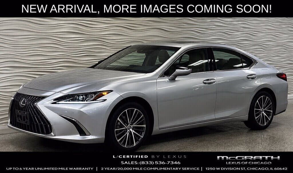 2024 LEXUS ES