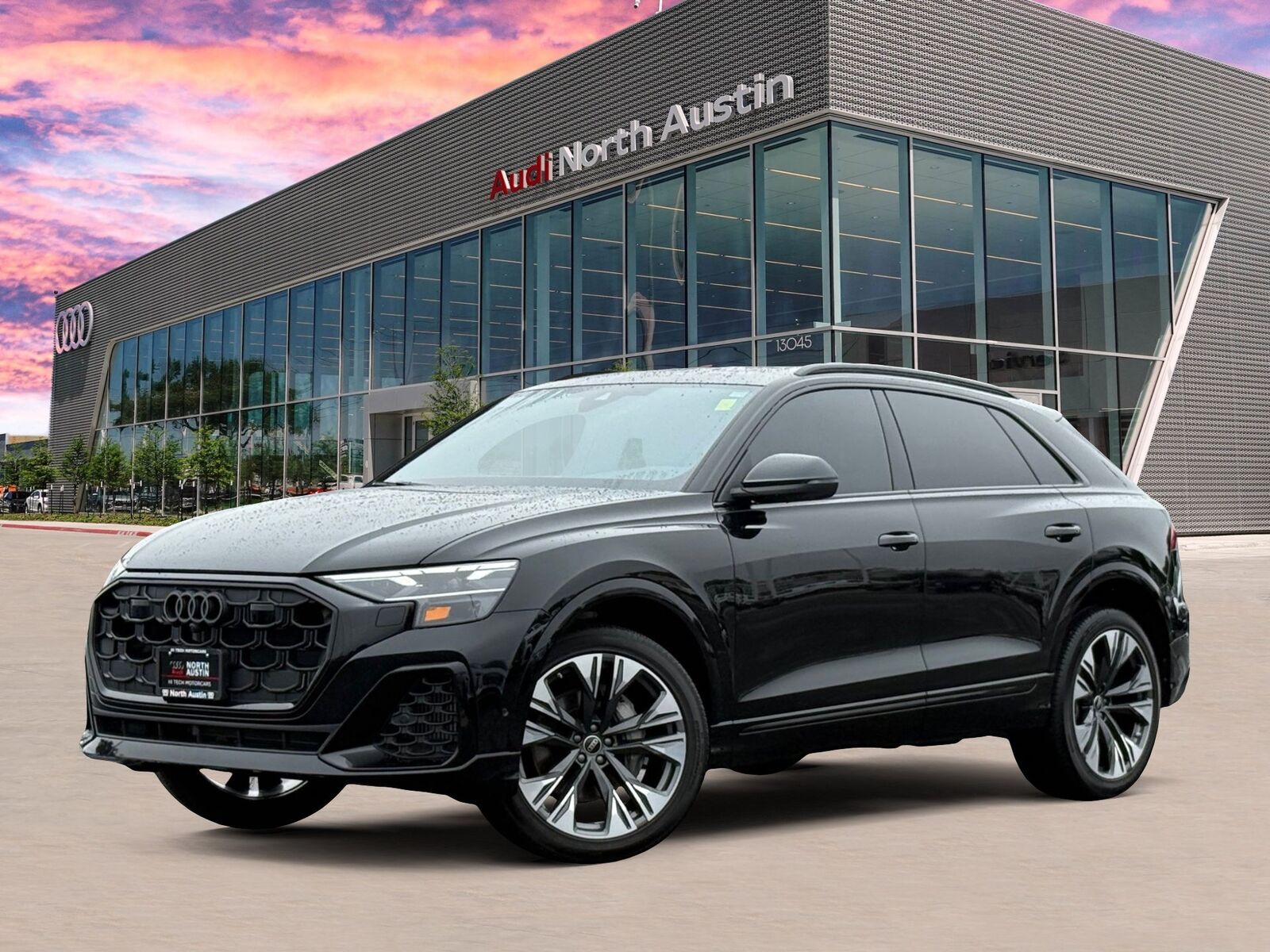 2025 AUDI Q8