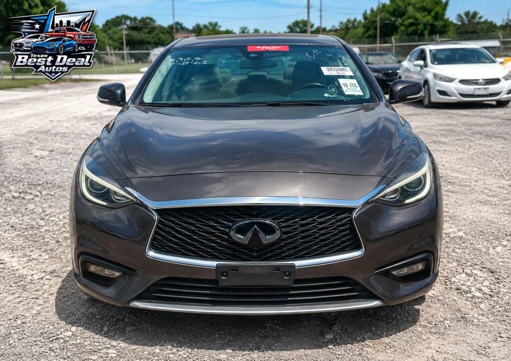 2017 INFINITI QX30