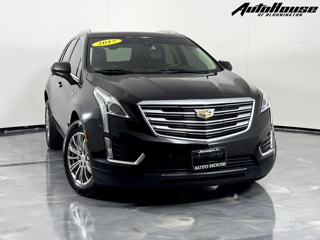 2017 CADILLAC XT5