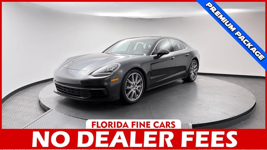 2019 PORSCHE Panamera