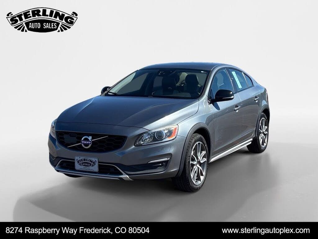 2017 VOLVO S60 Cross Country
