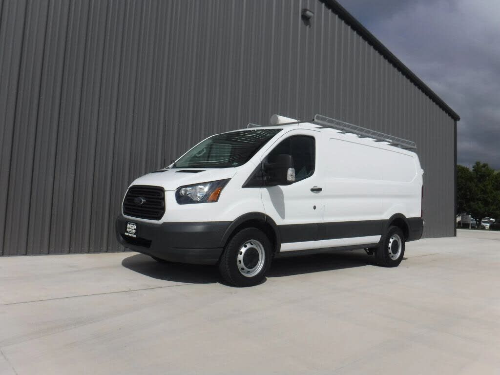 2017 FORD Transit