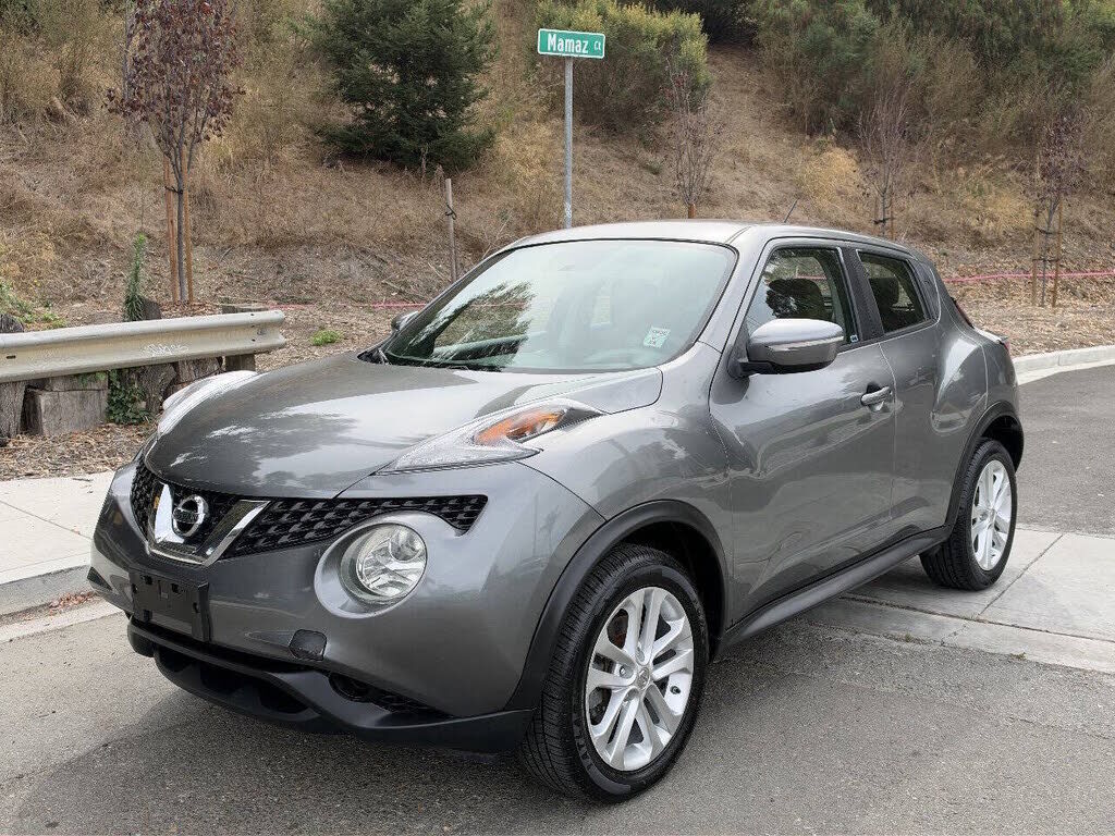 2016 NISSAN Juke