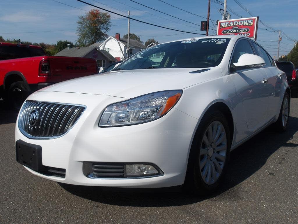 2013 BUICK Regal
