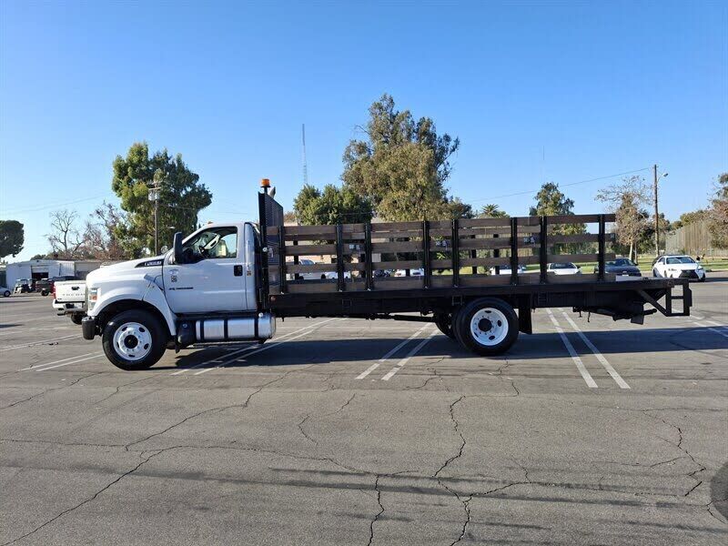 2016 FORD F-650