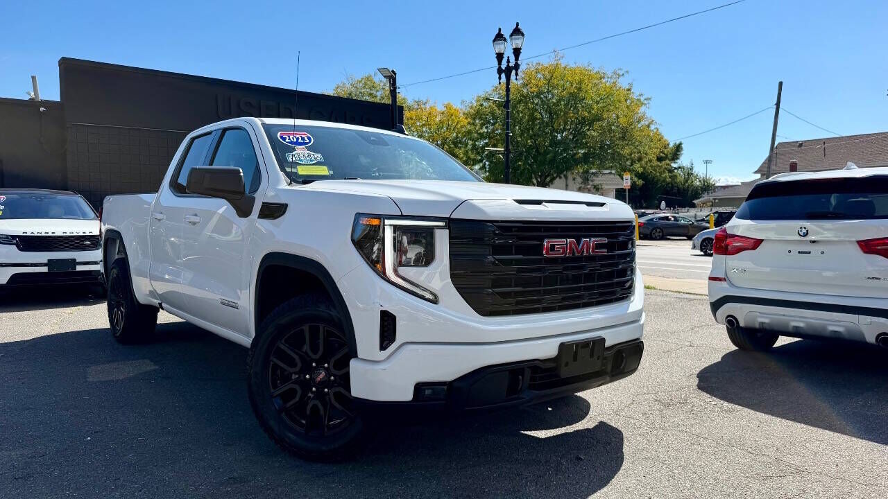 2023 GMC Sierra
