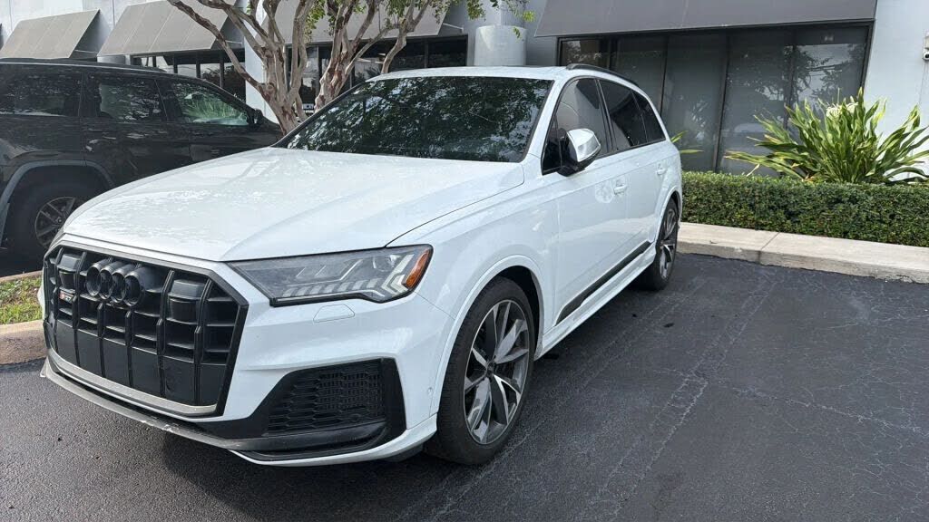 2021 AUDI SQ7