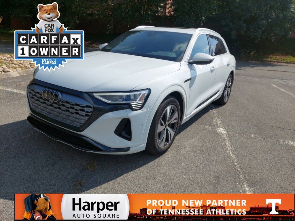 2024 AUDI Q8