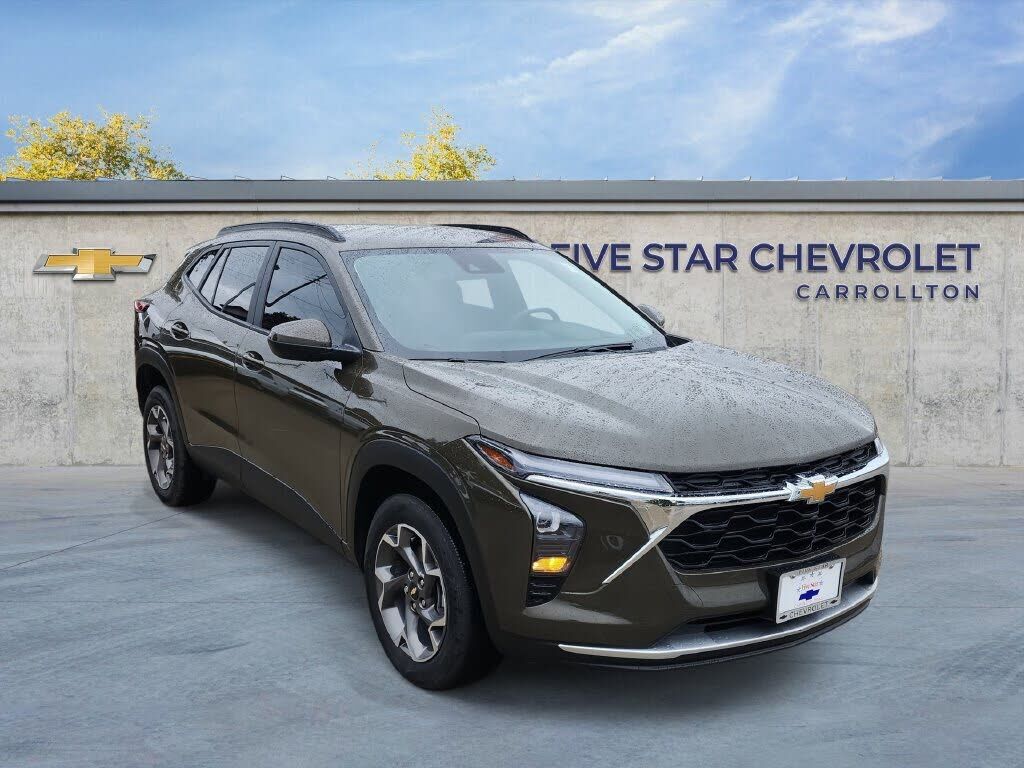 2024 CHEVROLET Trax