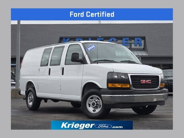 2025 GMC Savana