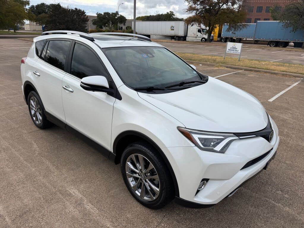 2017 TOYOTA RAV4