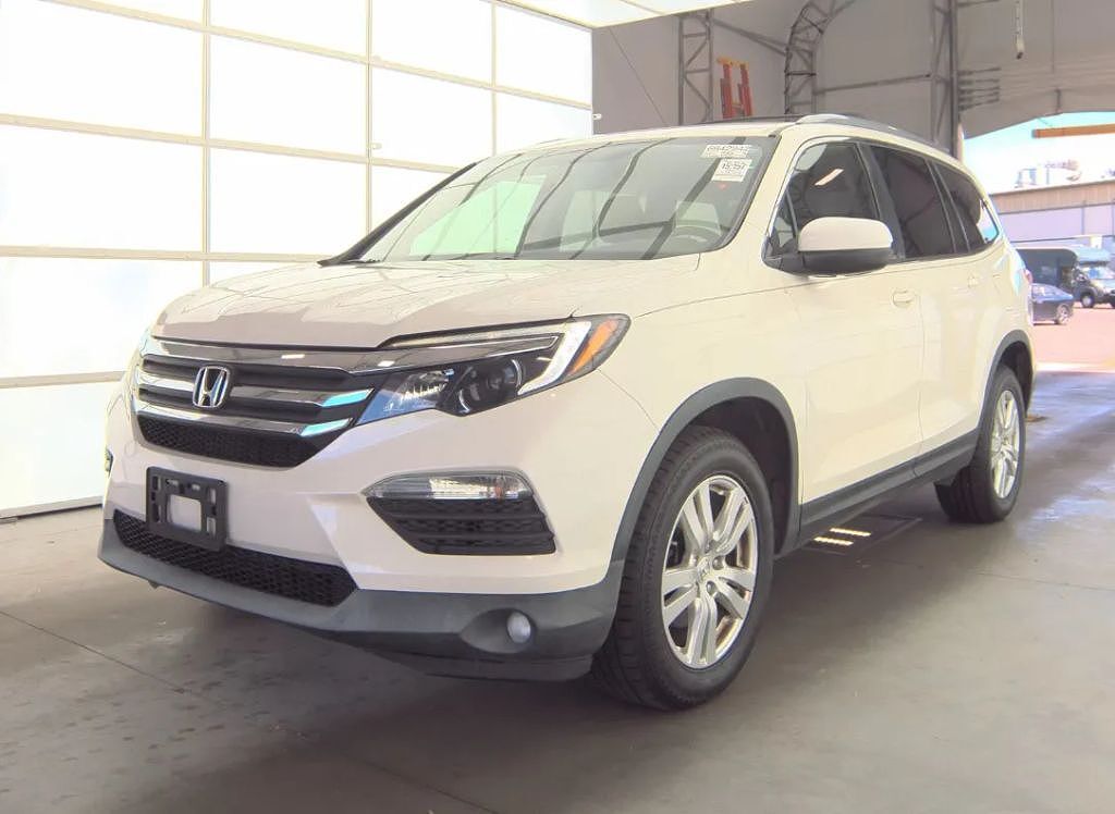 2017 HONDA Pilot