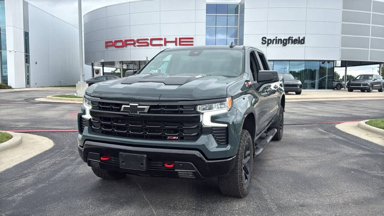 2025 CHEVROLET Silverado
