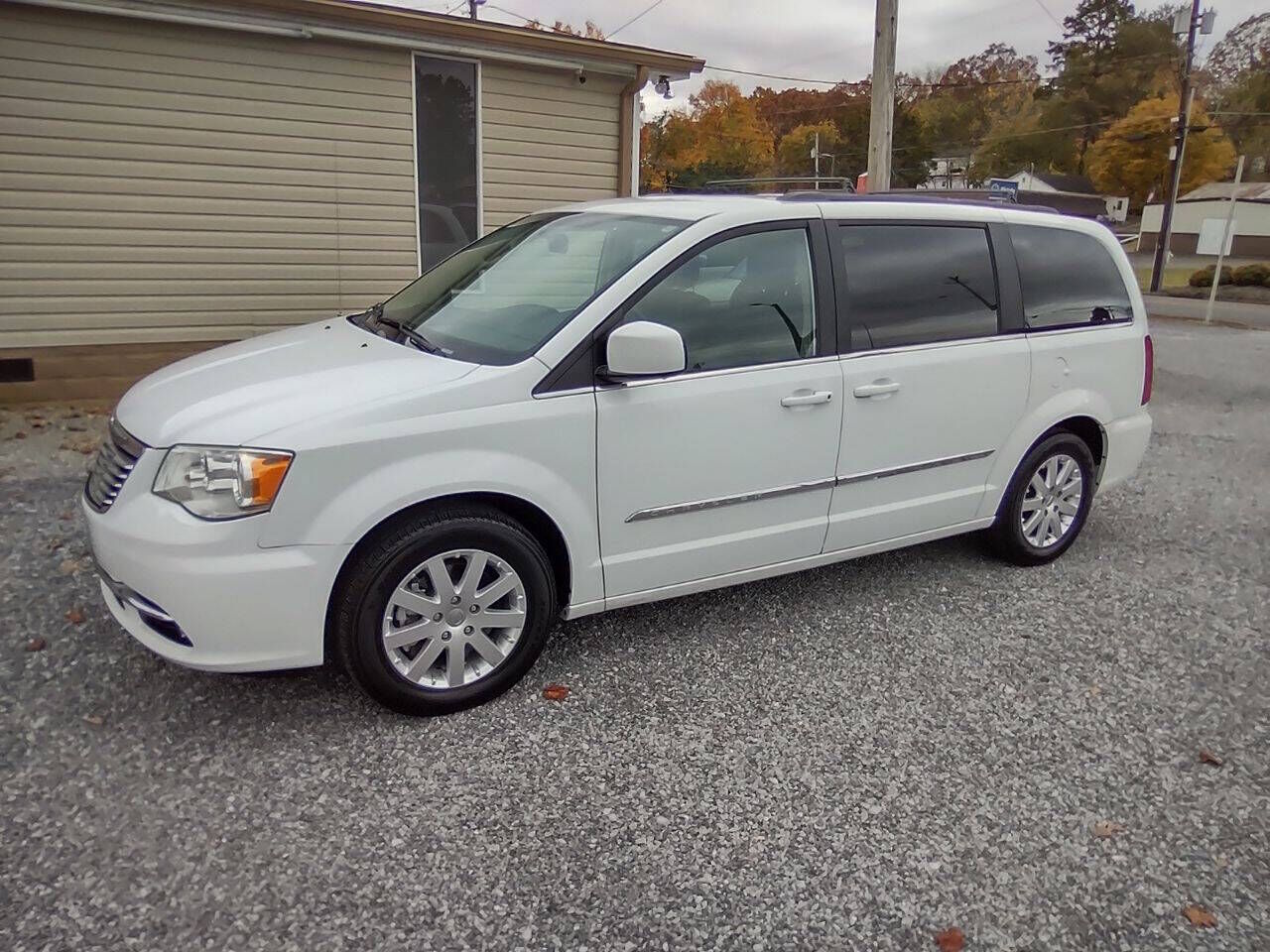 2015 CHRYSLER Town and Country