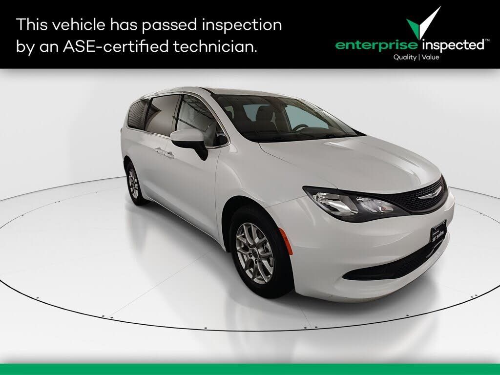 2023 CHRYSLER Voyager