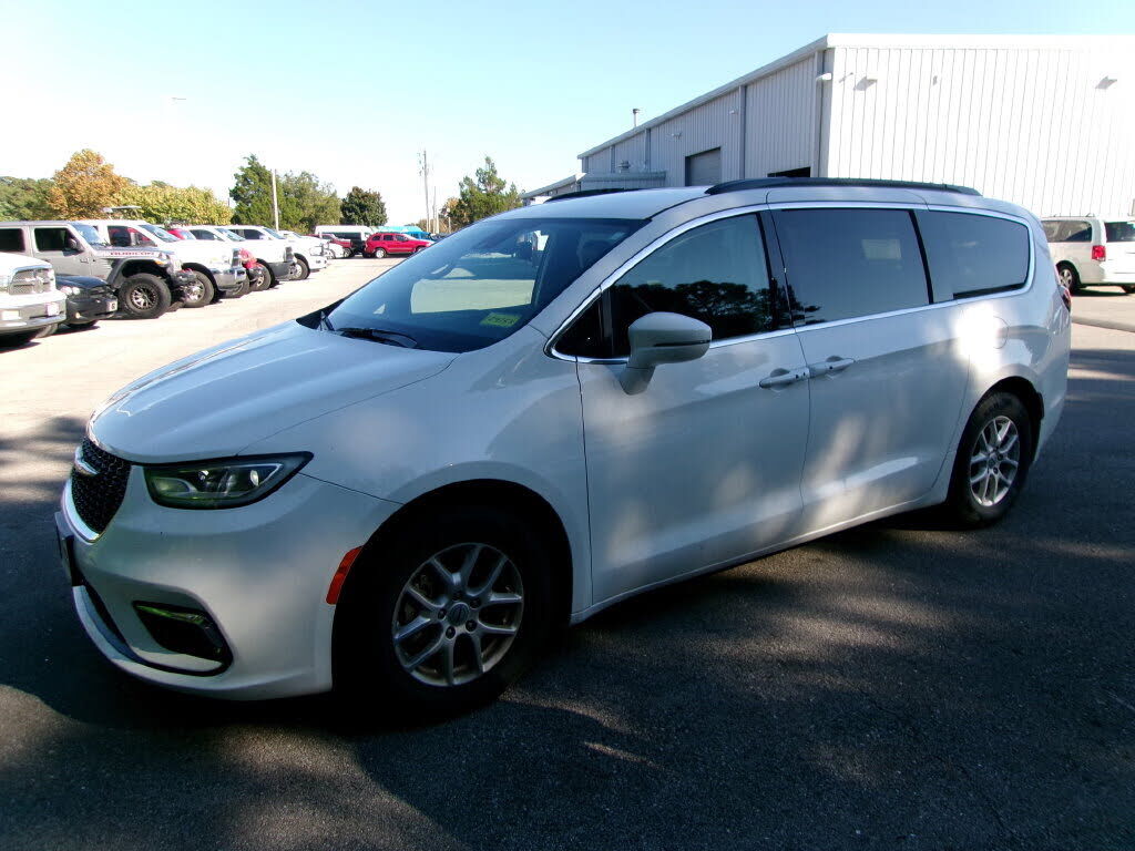 2022 CHRYSLER Pacifica