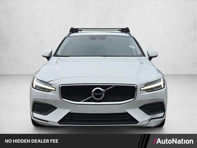2020 VOLVO V60