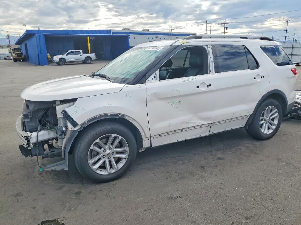 2013 FORD Explorer