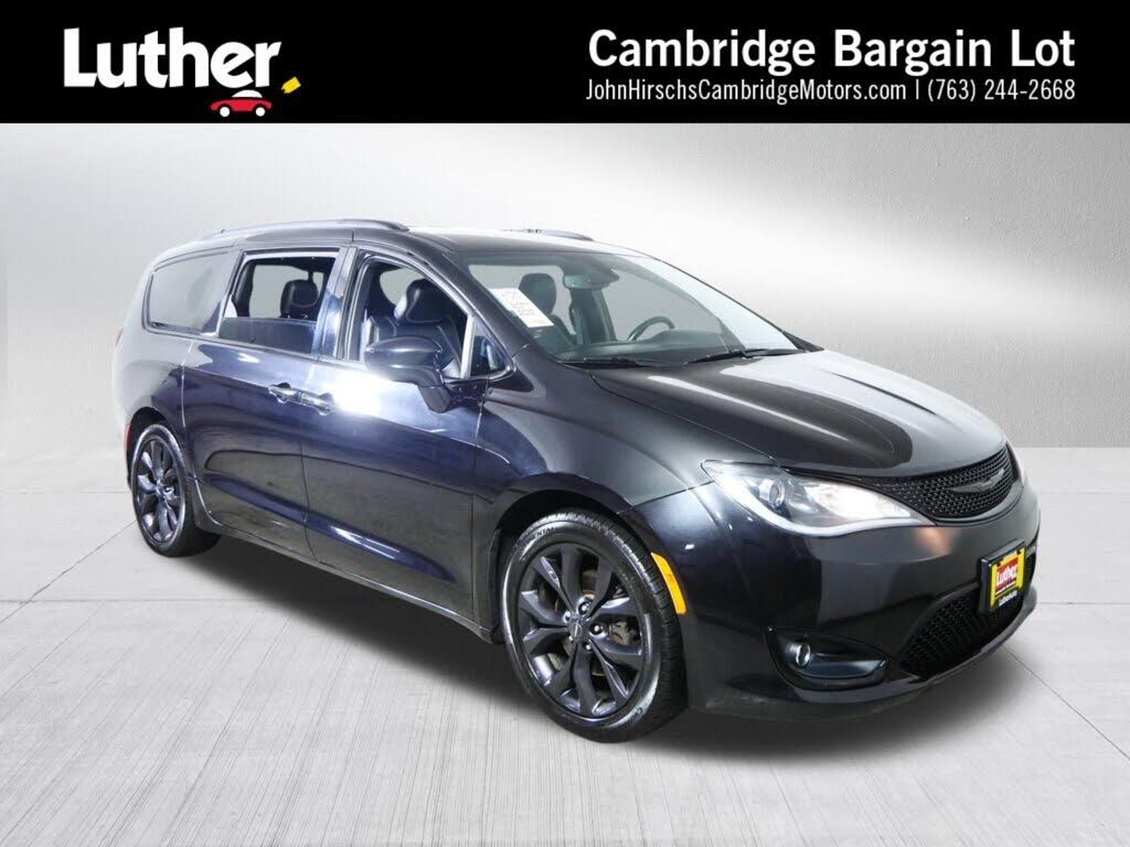 2020 CHRYSLER Pacifica