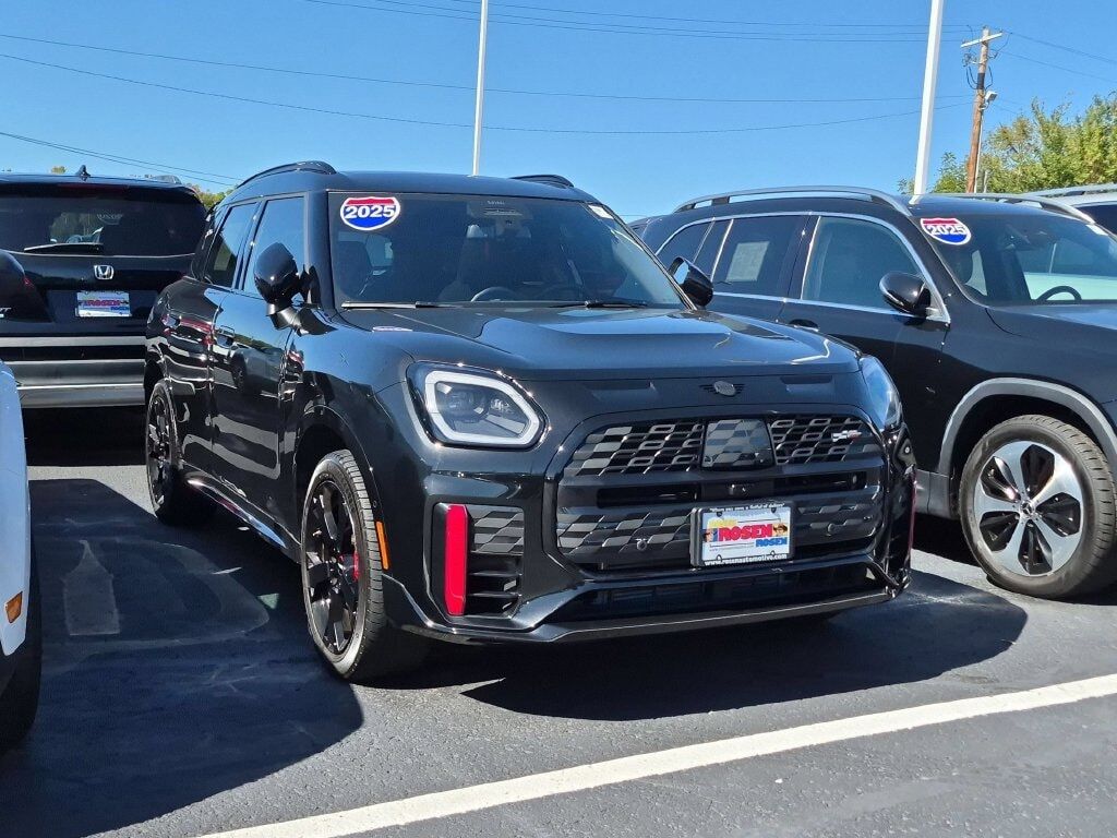 2025 MINI Countryman