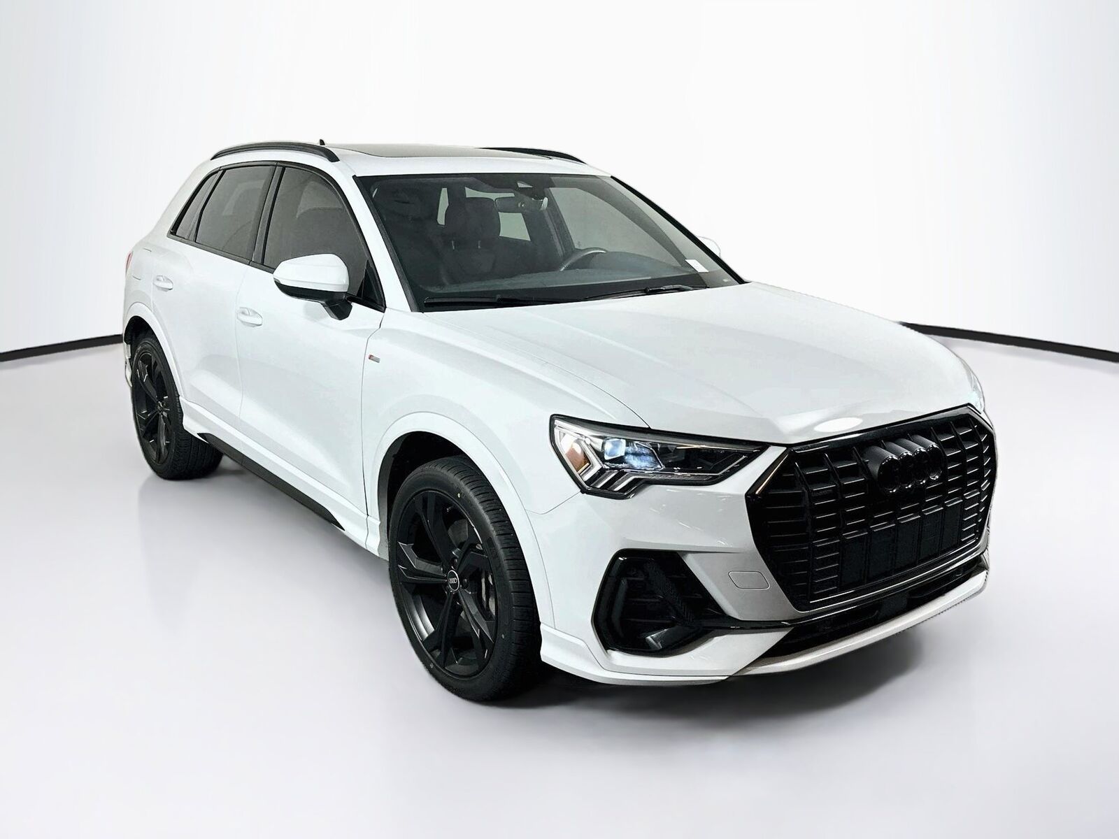 2023 AUDI Q3