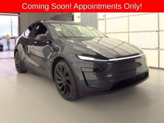 2026 TESLA Model Y