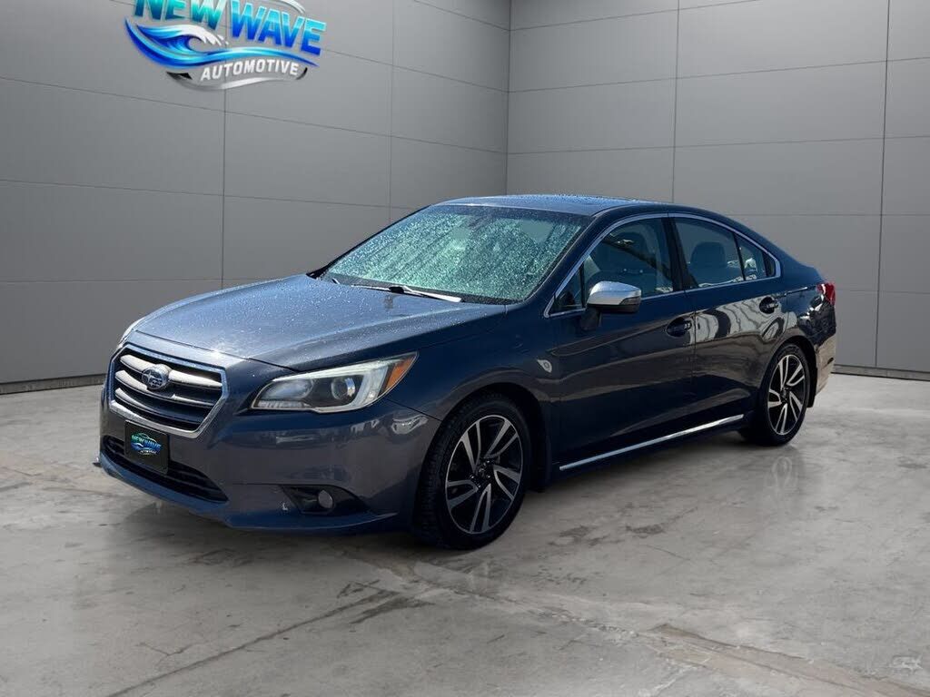 2017 SUBARU Legacy