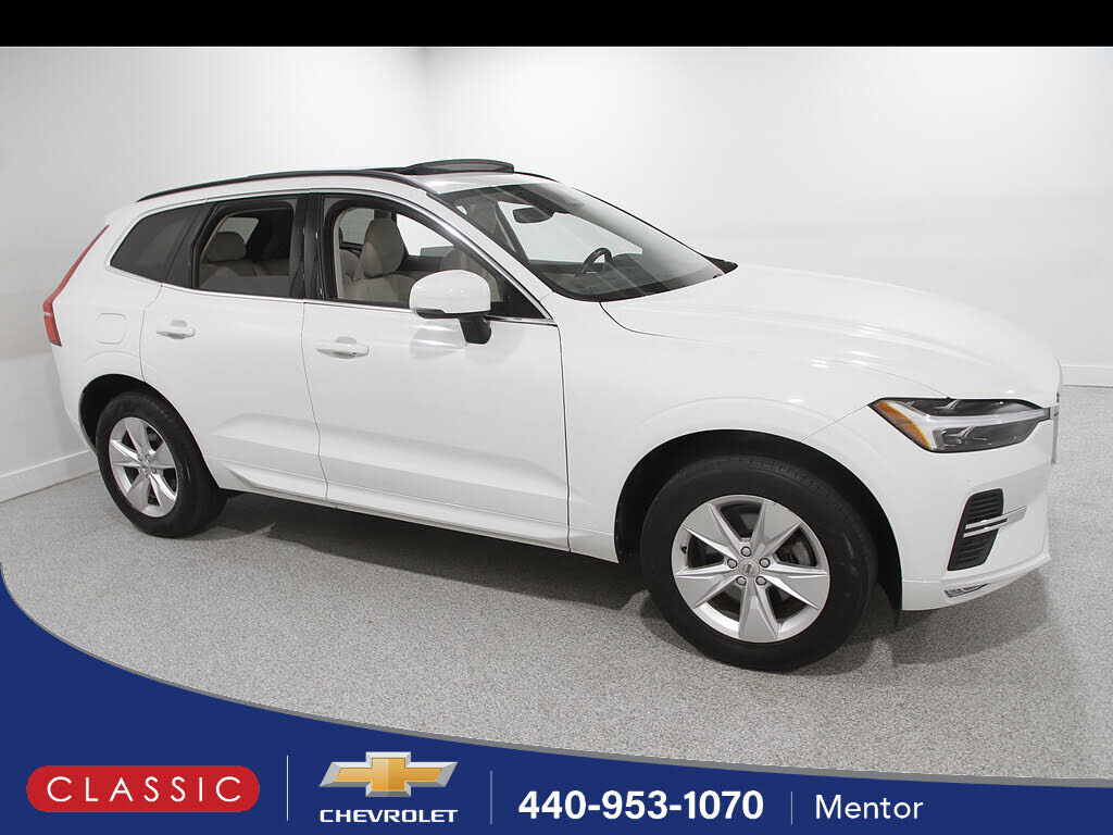 2022 VOLVO XC60