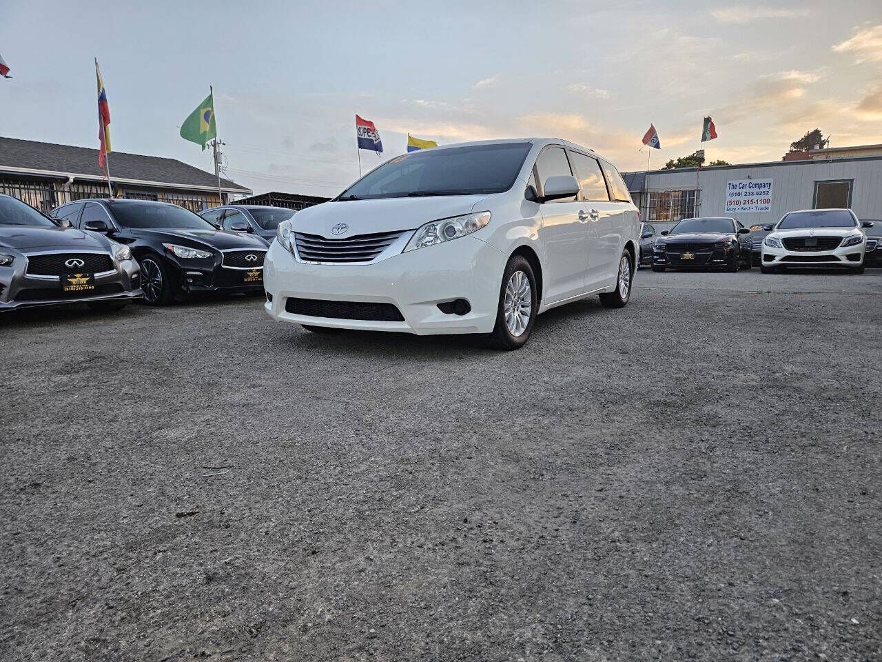 2015 TOYOTA Sienna