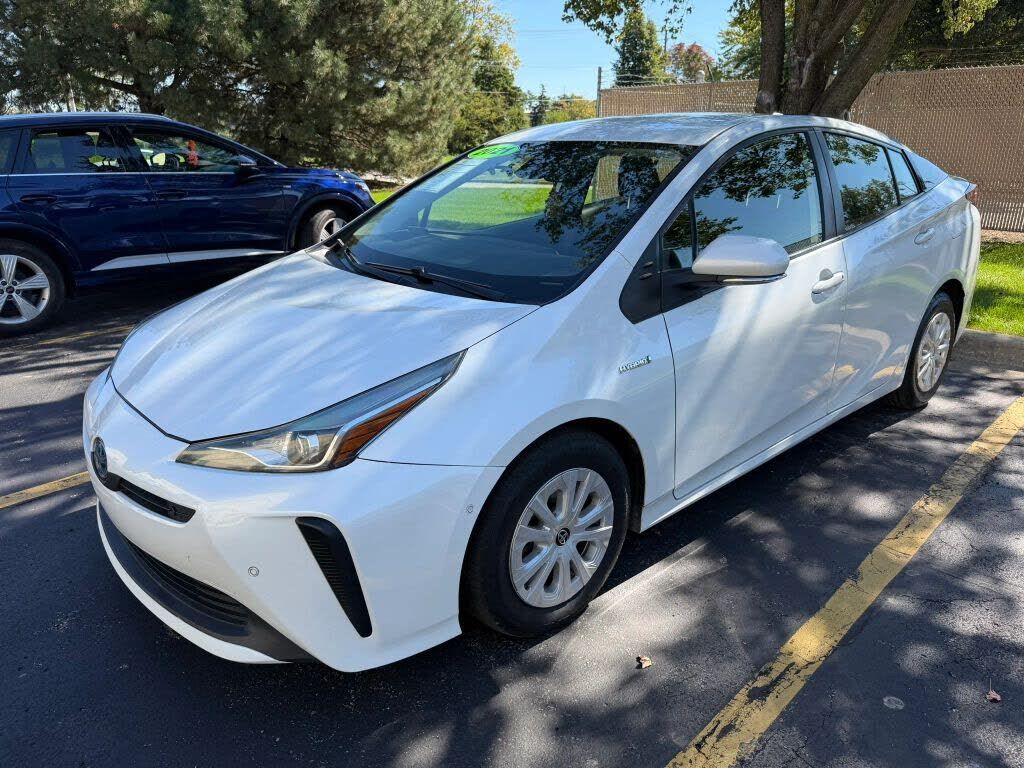 2021 TOYOTA PRIUS
