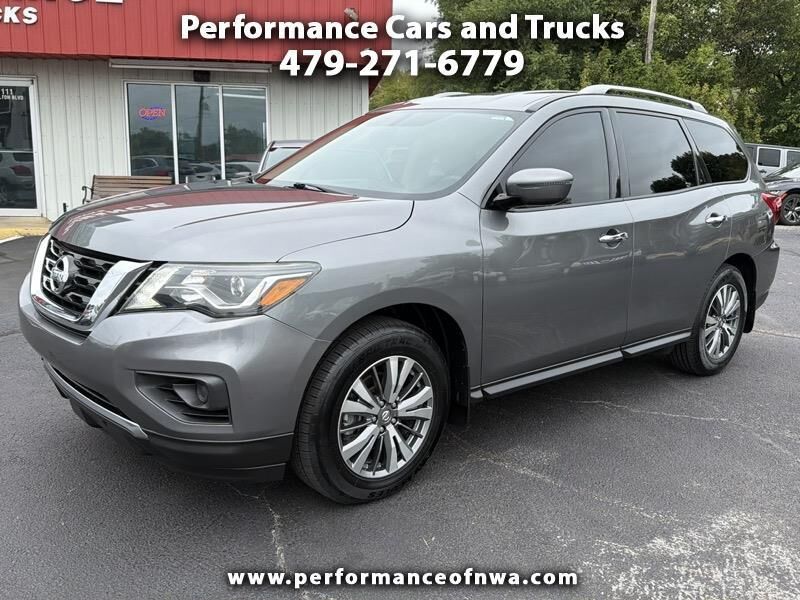 2020 NISSAN Pathfinder