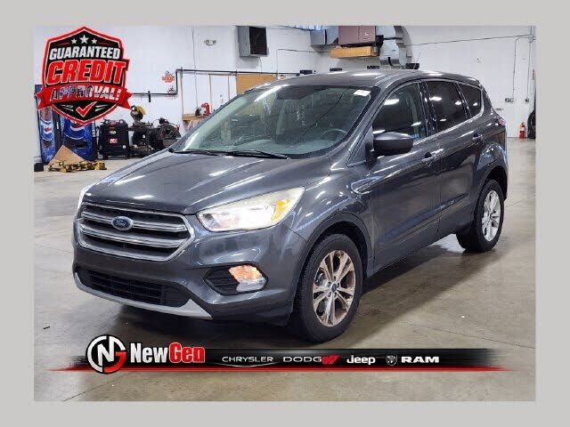 2017 FORD Escape