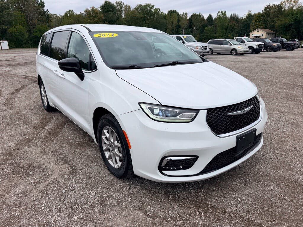 2024 CHRYSLER Pacifica