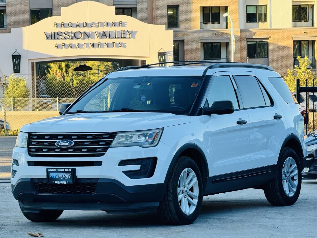 2017 FORD Explorer