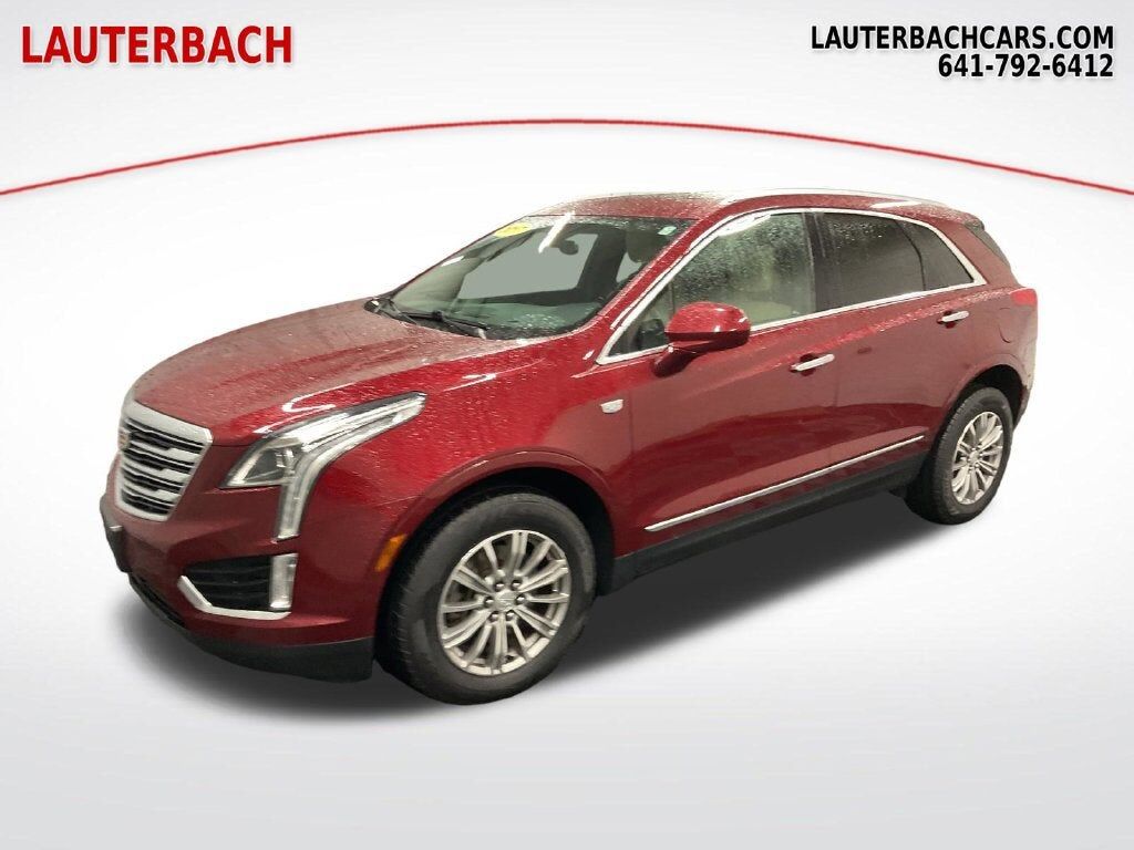 2017 CADILLAC XT5