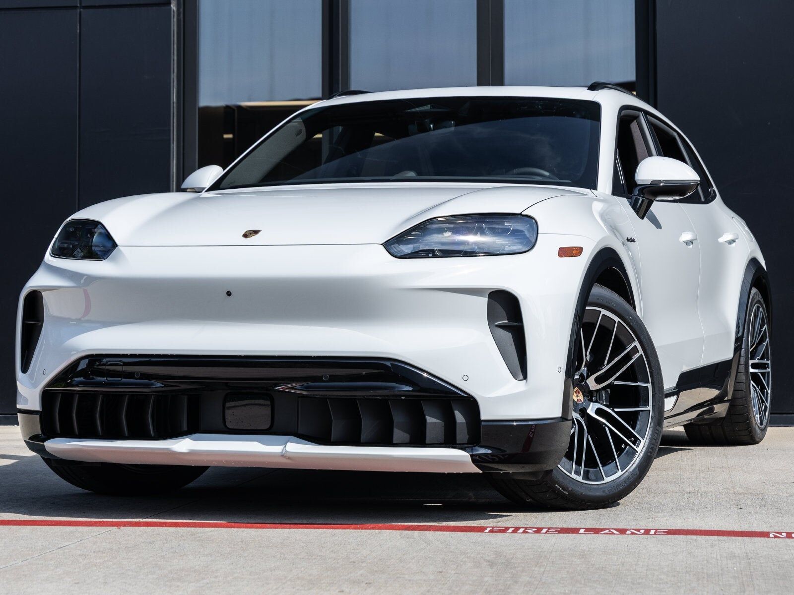 2026 PORSCHE Cayenne