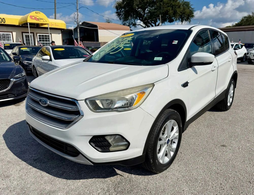 2017 FORD Escape