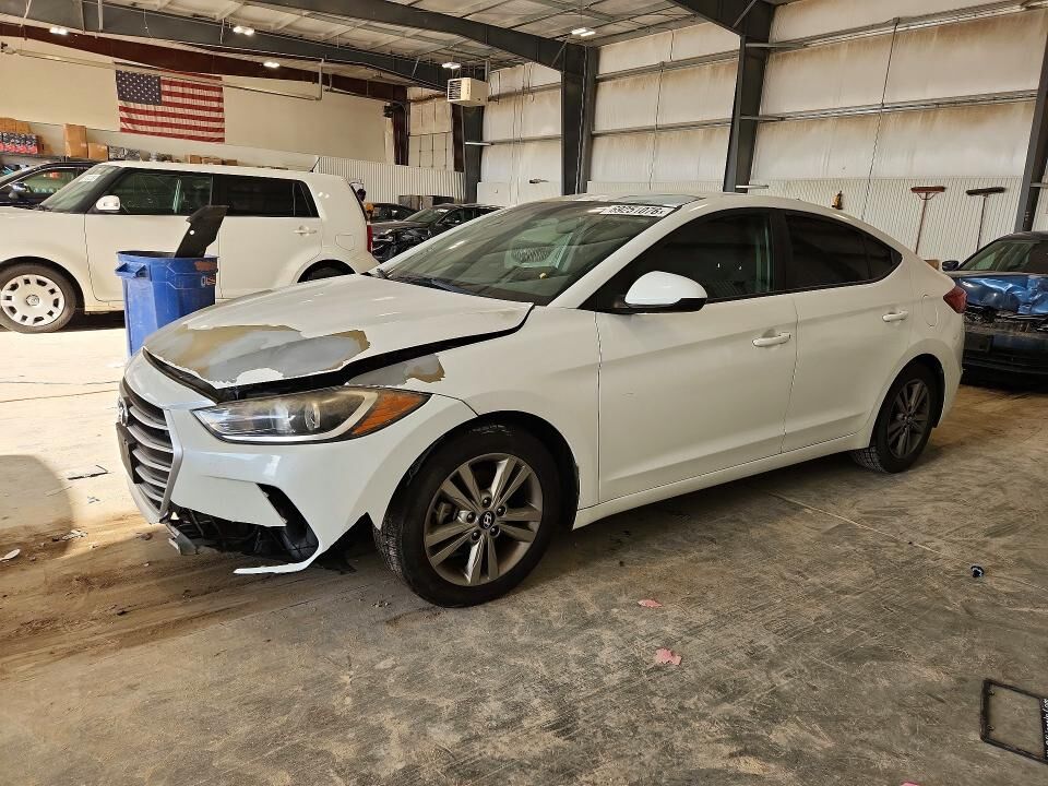 2018 HYUNDAI Elantra