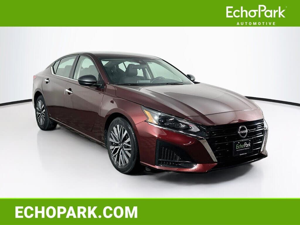 2025 NISSAN Altima