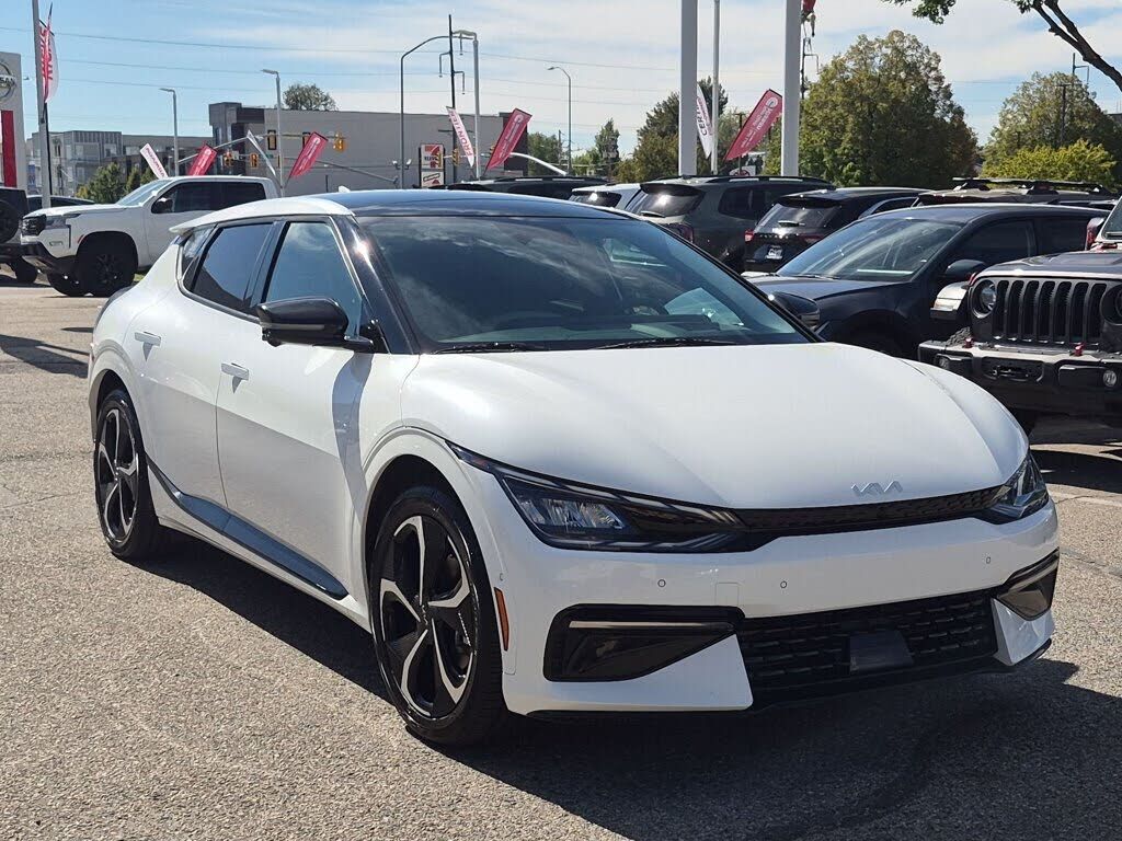 2023 KIA EV6