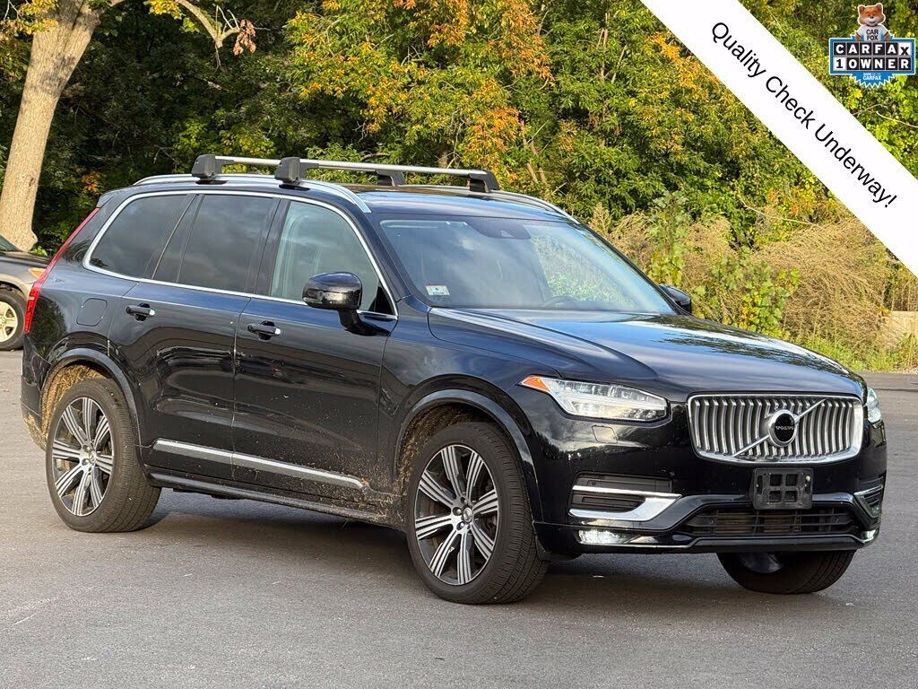 2021 VOLVO XC90