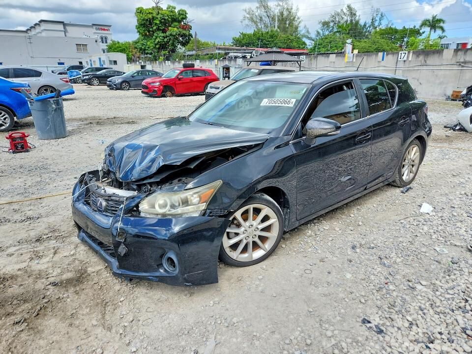 2011 LEXUS CT