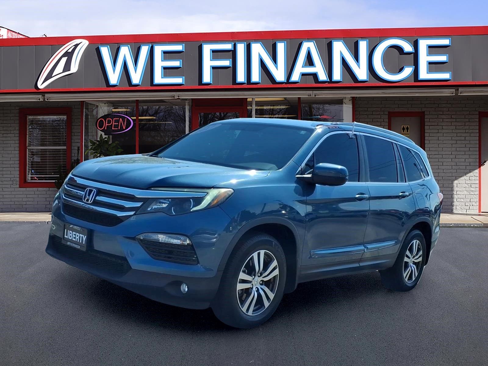 2017 HONDA Pilot