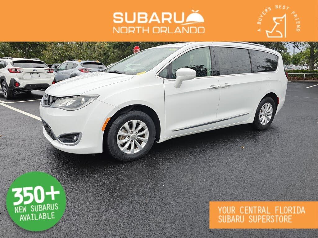 2019 CHRYSLER Pacifica