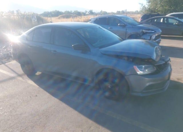 2015 VOLKSWAGEN Jetta
