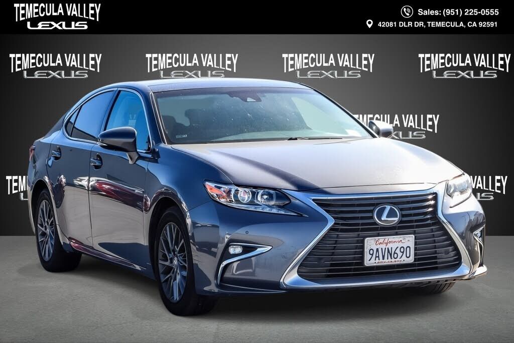 2018 LEXUS ES