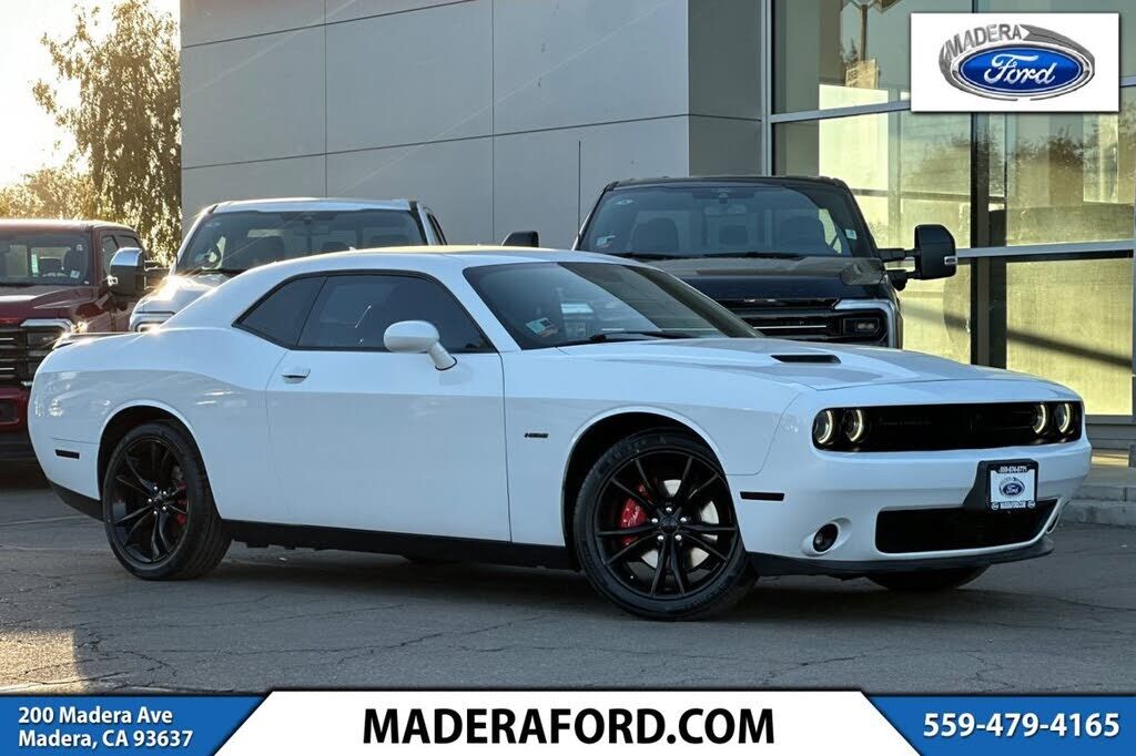 2016 DODGE Challenger