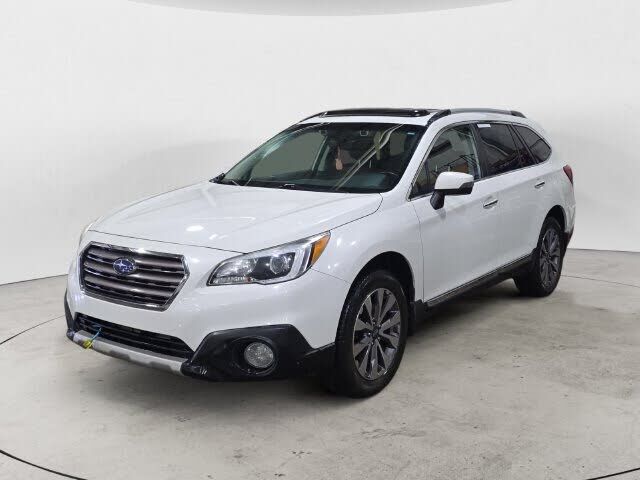 2017 SUBARU Outback