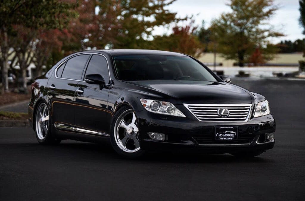 2010 LEXUS LS